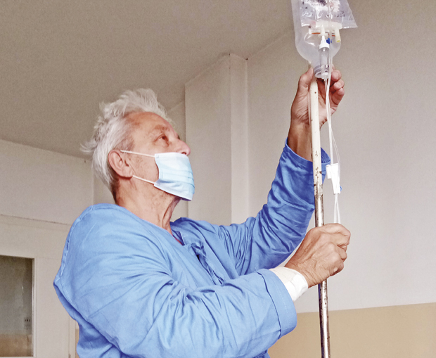 Јесам ризична група, али знао сам - победићу ја ову пошаст: Чачанин Слободан Чворовић (66) каже да га је сачувао ведар дух